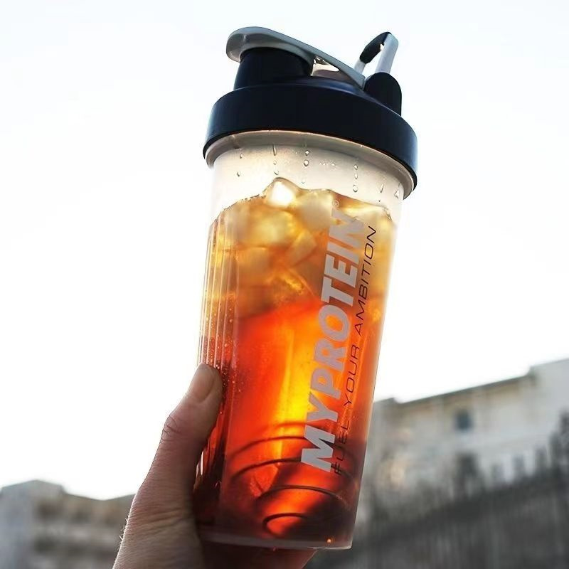 Wysokiej jakości shaker do bia – Protein Shaker Bottle recenzja i cena